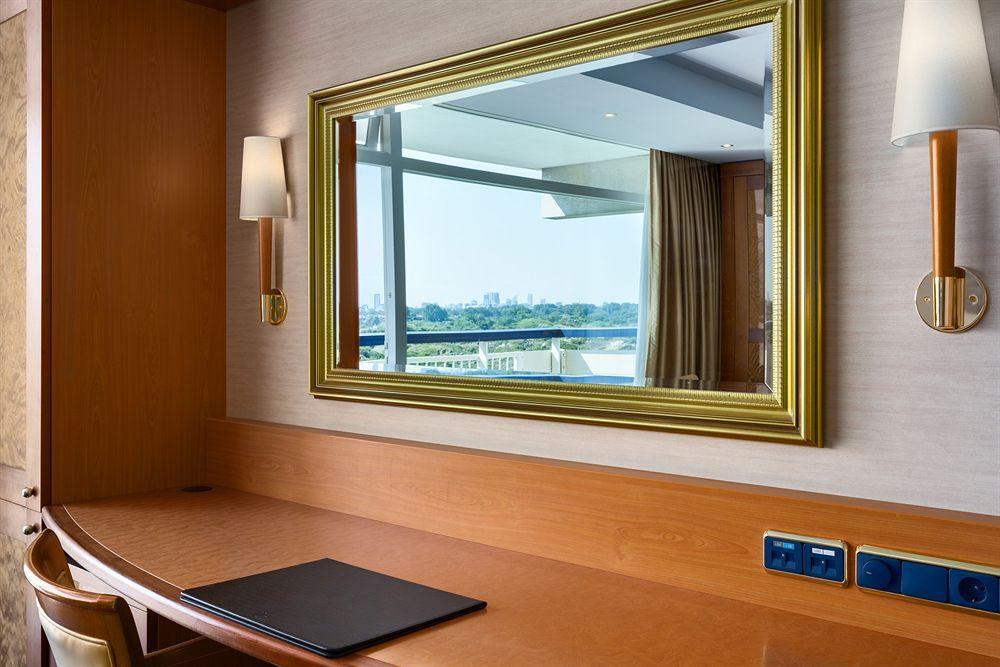 Nh Atlantic Den Haag