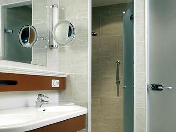 Nh Atlantic Hotel 4*